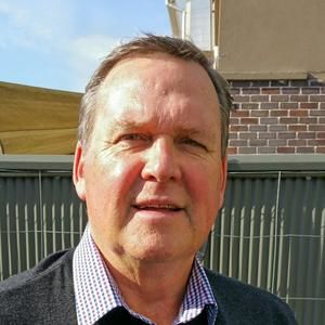 Meet your Posher, Peter